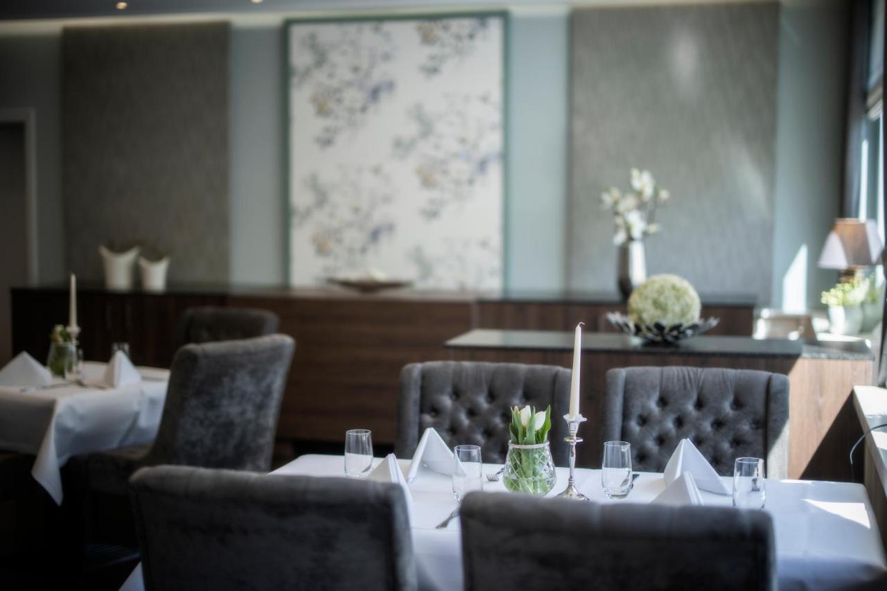 Hotel Zur Post 布里隆 外观 照片